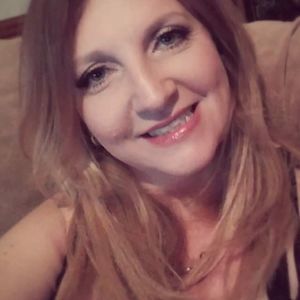 Meet your Posher, Dandrina